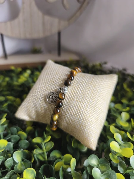 Bracelet en œil de tigre par l'Atelier de la seconde vie